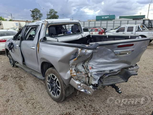 2025 TOYOTA HILUX CD 