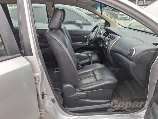 2012 NISSAN LIVINA 