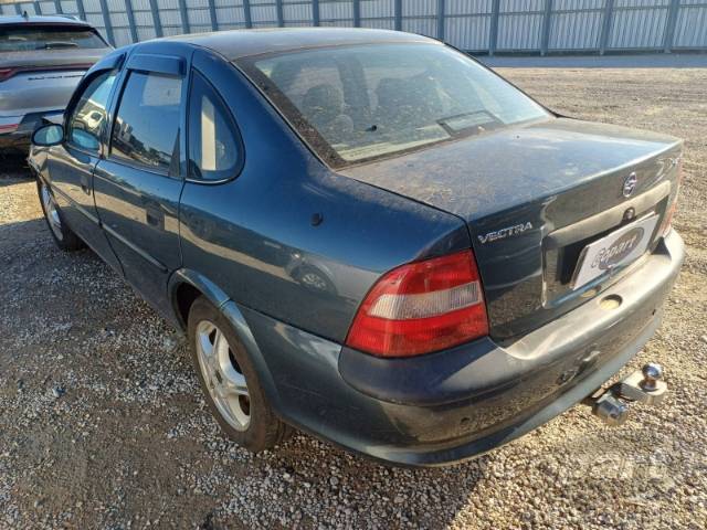 1997 CHEVROLET VECTRA 