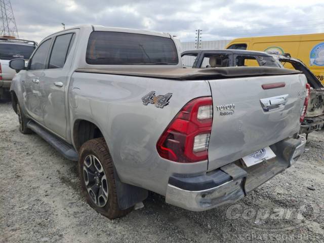2021 TOYOTA HILUX CD 