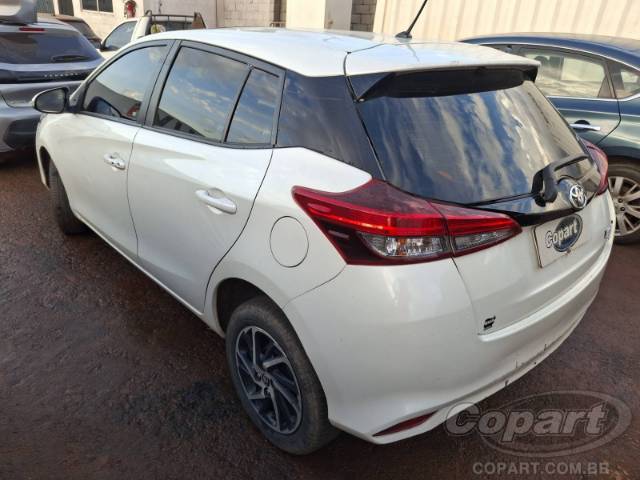 2023 TOYOTA YARIS 