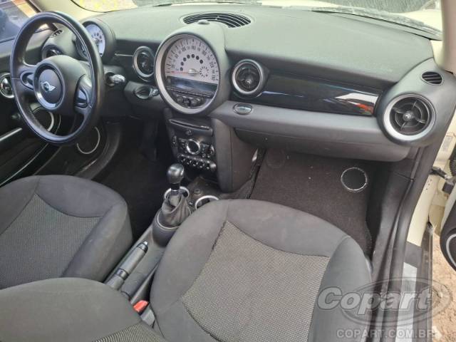 2012 MINI COOPER 