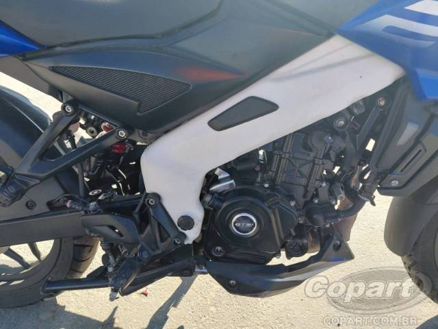 2024 BAJAJ DOMINAR 
