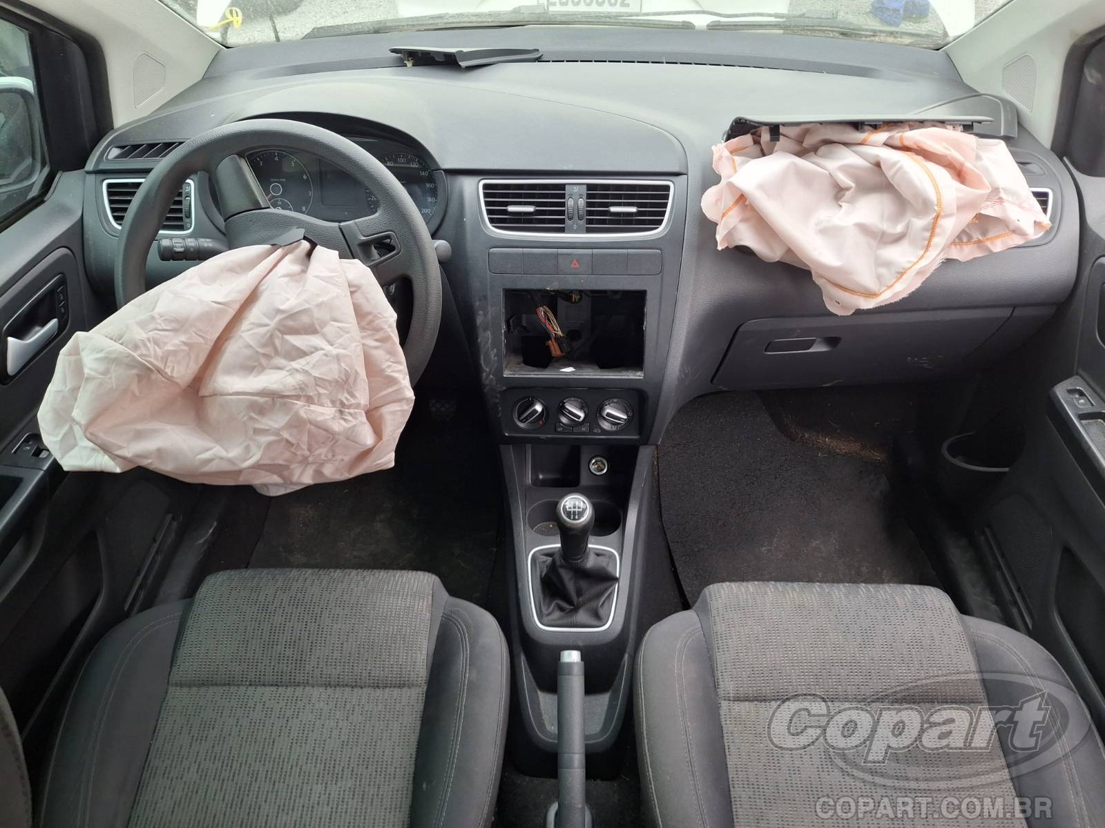 2013 VOLKSWAGEN FOX — foto 9 de 14