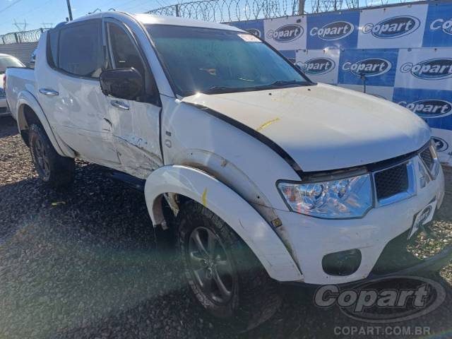 2013 MITSUBISHI L200 TRITON 