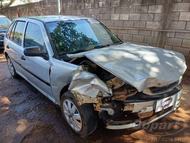 2002 VOLKSWAGEN GOL 