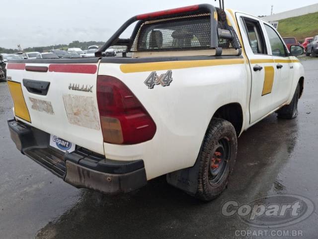 2022 TOYOTA HILUX CD 