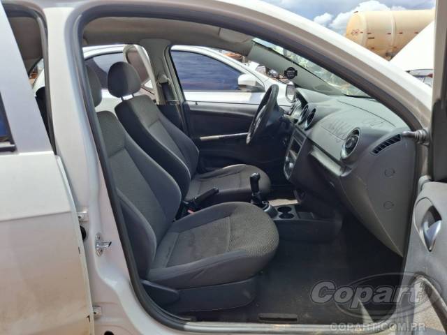 2011 VOLKSWAGEN GOL 