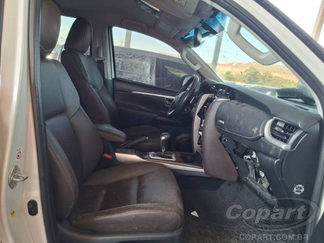 2018 TOYOTA HILUX SW4 
