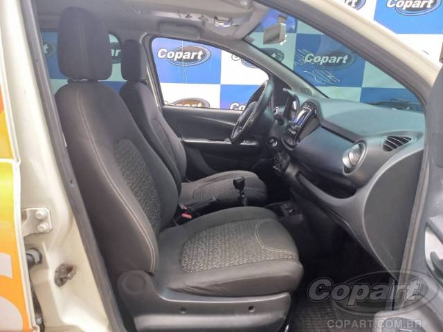 2017 FIAT UNO 