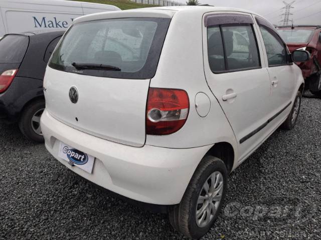 2004 VOLKSWAGEN FOX 