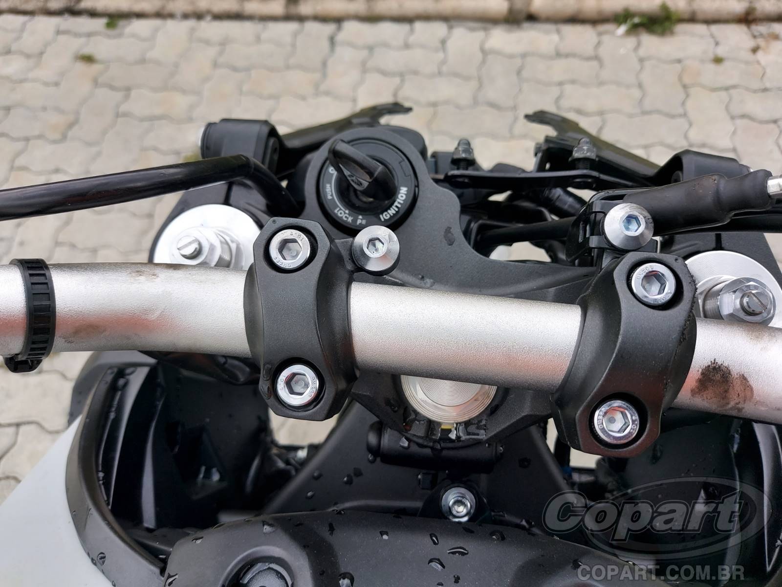 Foto 8 de 10: 2021 YAMAHA MT-09