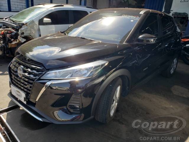 2024 NISSAN KICKS 