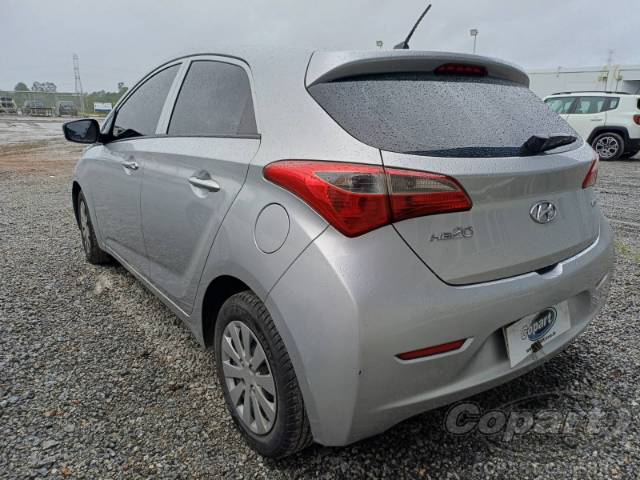 2015 HYUNDAI HB20 