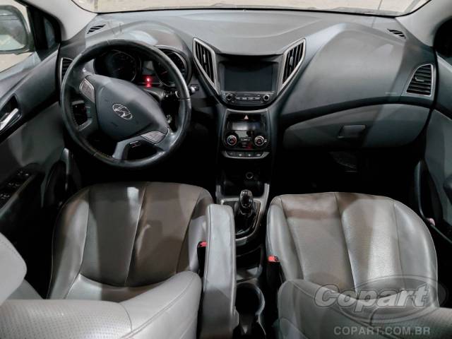 2016 HYUNDAI HB20S 