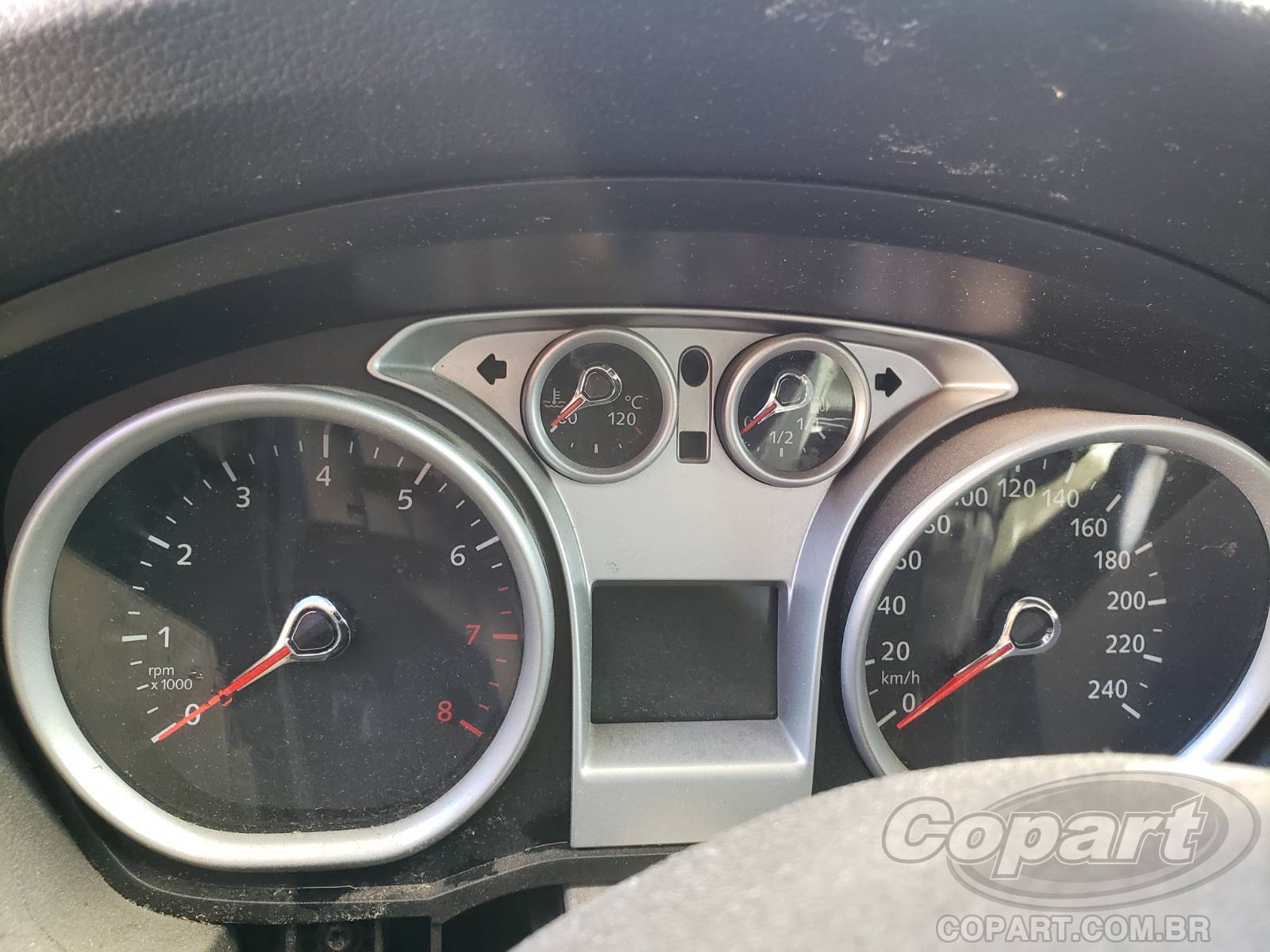 Foto 8 de 10: 2013 FORD FOCUS