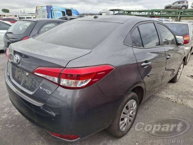 2024 TOYOTA YARIS SEDA 