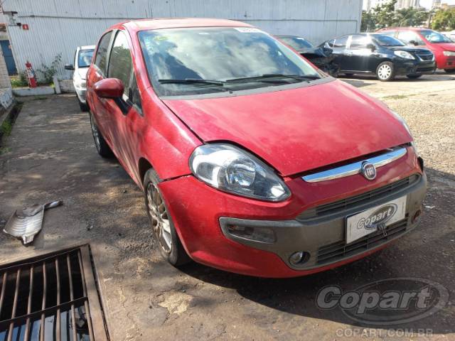 2013 FIAT PUNTO 