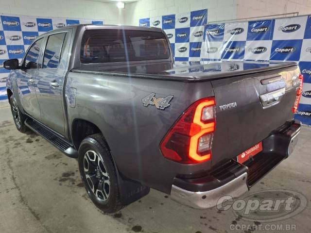 2024 TOYOTA HILUX CD 