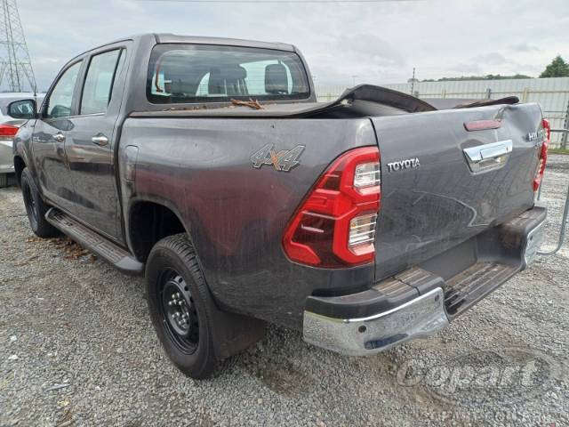 2025 TOYOTA HILUX CD 