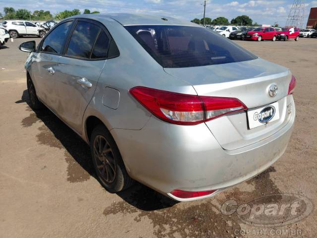 2023 TOYOTA YARIS SEDA 