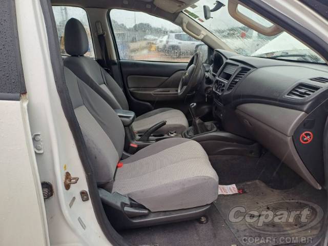 2022 MITSUBISHI L200 TRITON 