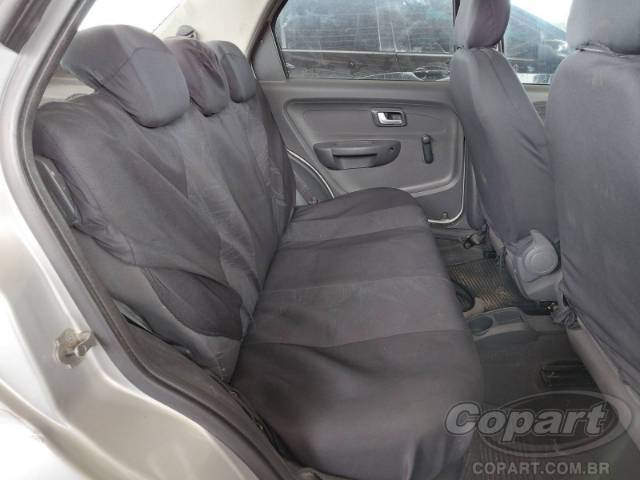 2016 FIAT SIENA 