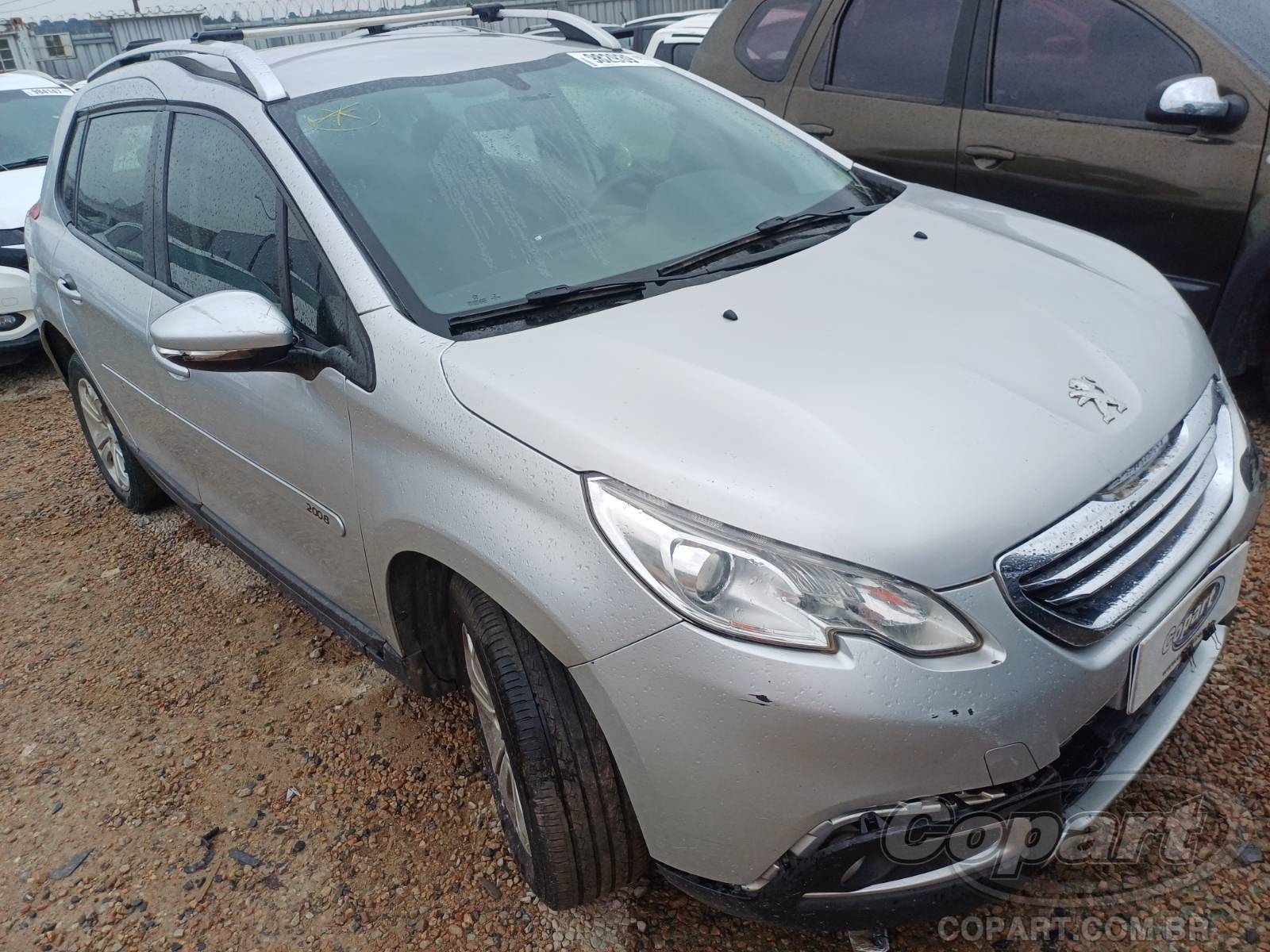 Veículo Peugeot 2008 Peugeot 2008 Allure 1.6 16V VVT 2017 Colisão Pequena Monta 2017 em leilão