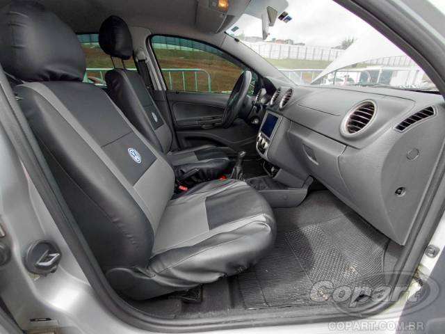 2013 VOLKSWAGEN VOYAGE 