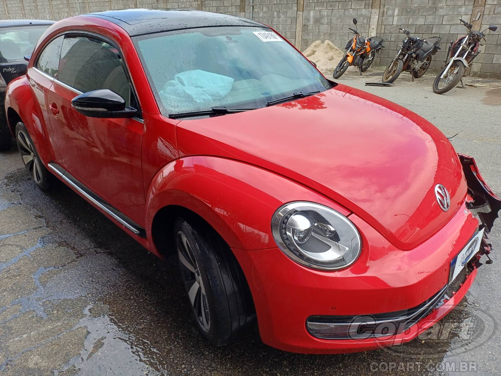 Veículo VW - VolksWagen Fusca 2014 VOLKSWAGEN FUSCA Fusca DSG 2.0 16V TSI Turbo 2014 em leilão