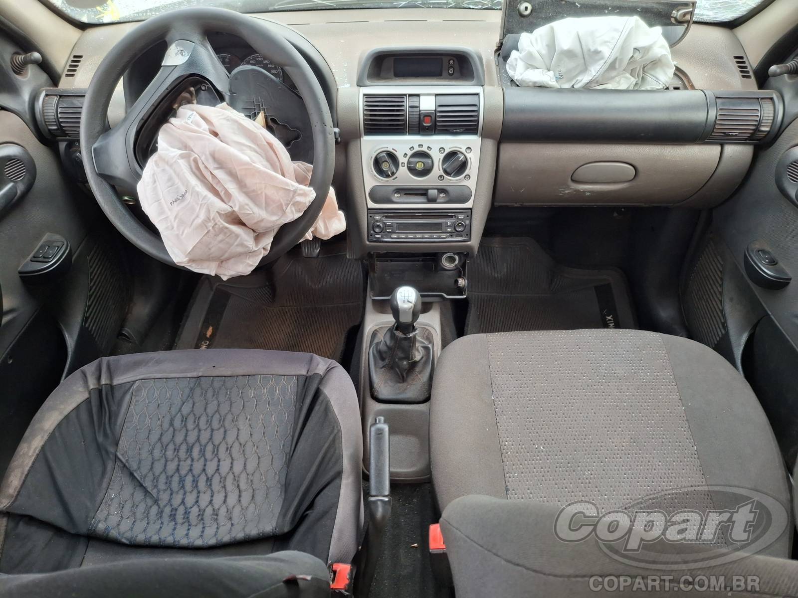 Foto 9 de 15: 2015 CHEVROLET CLASSIC