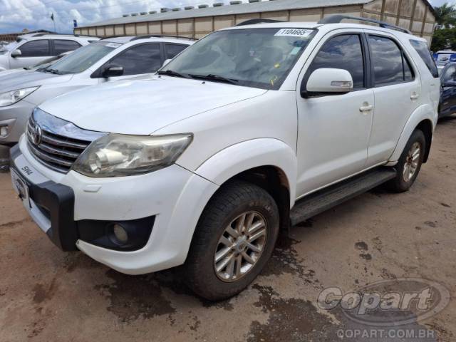 2015 TOYOTA HILUX SW4 