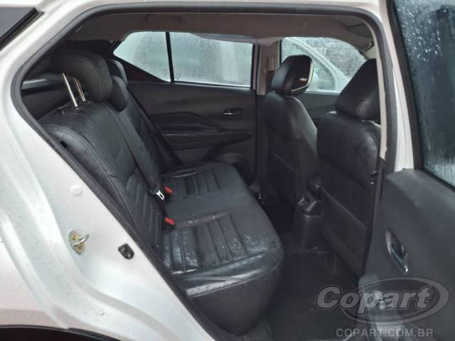 2022 NISSAN KICKS 