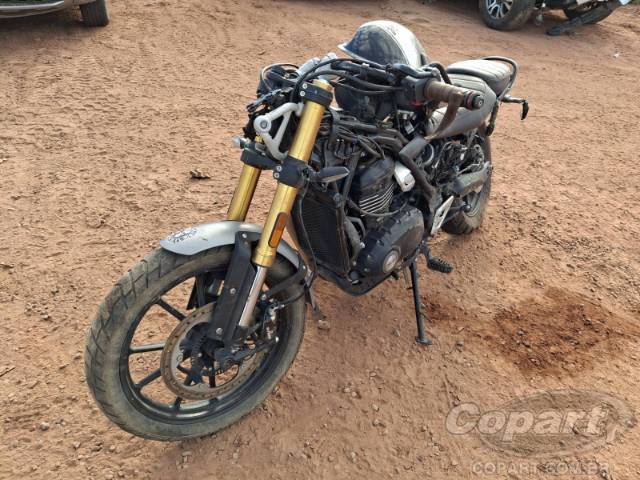2025 TRIUMPH SCRAMBLER 