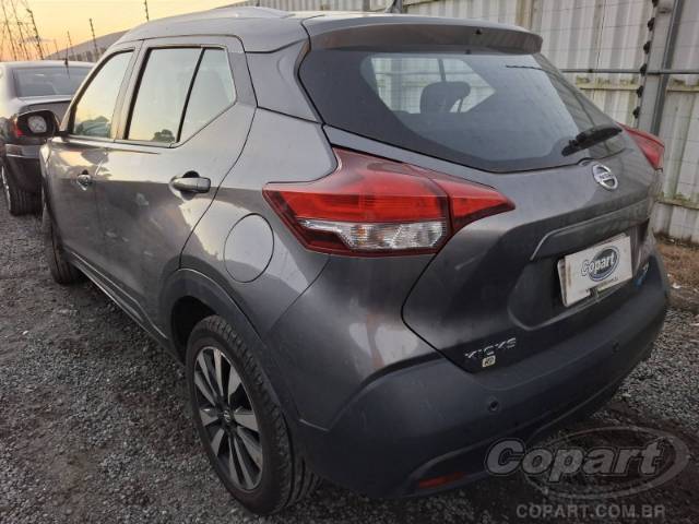 2018 NISSAN KICKS 