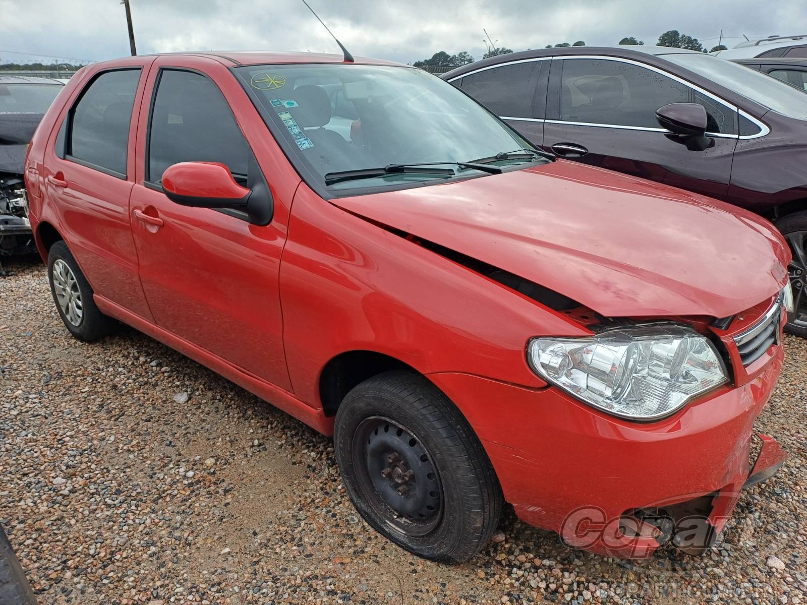 Veículo Fiat Palio Fiat Palio Fire 1.0 2015 Colisão Média Monta 2015 em leilão