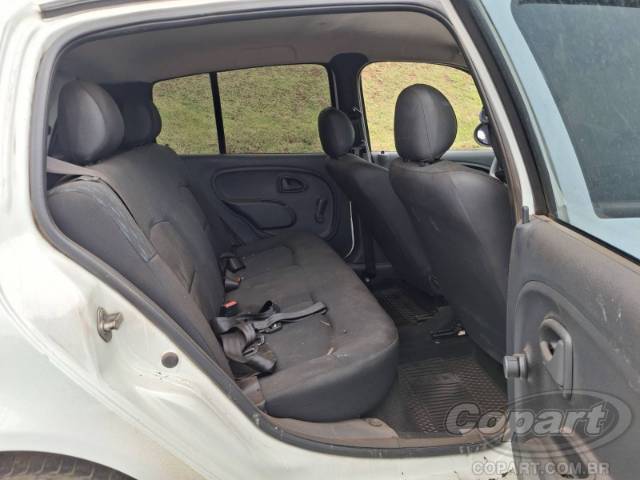 2015 RENAULT CLIO 