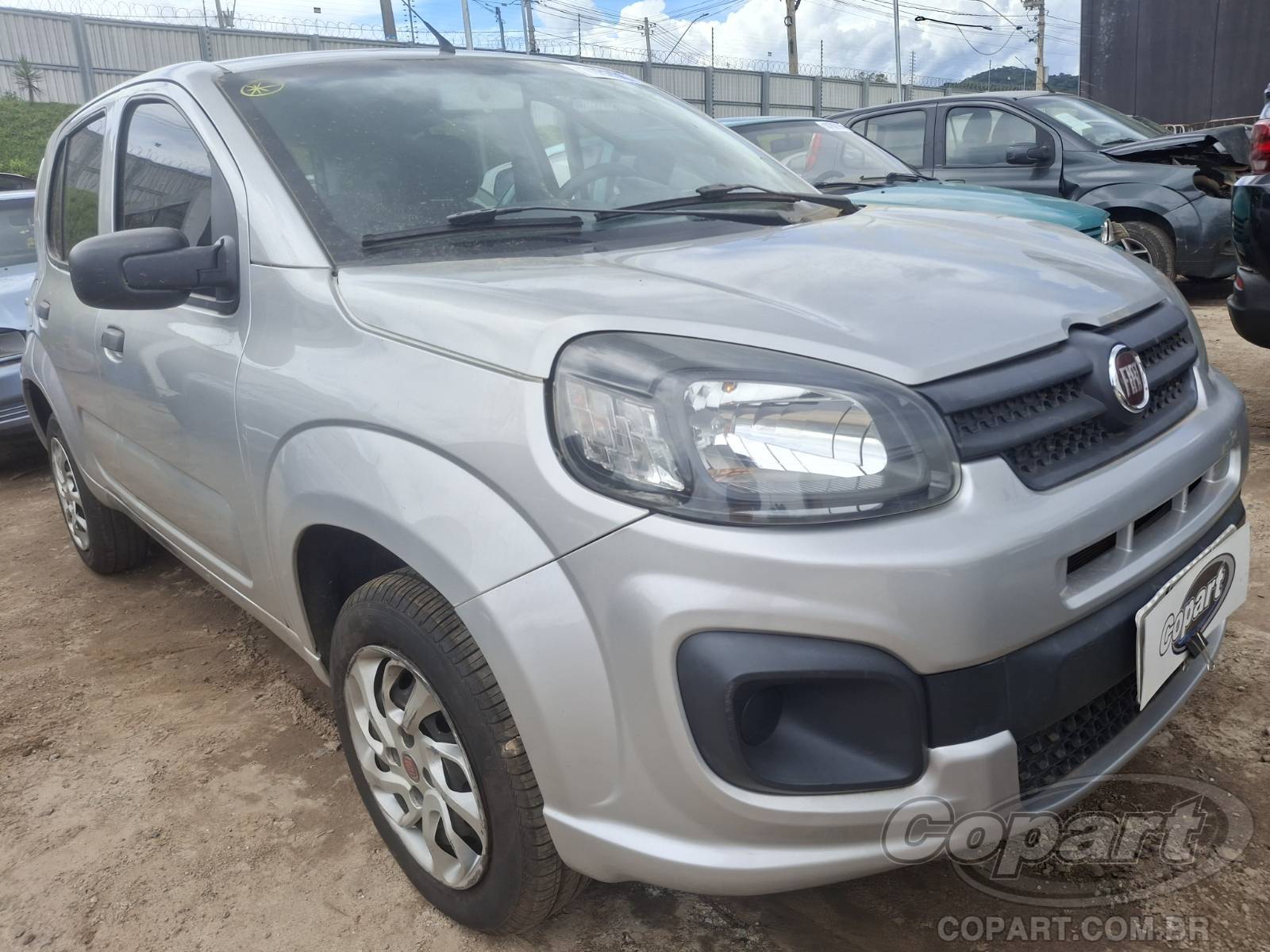 Veículo Fiat Uno Fiat Uno Drive 1.0 Firefly 2018 2018 em leilão