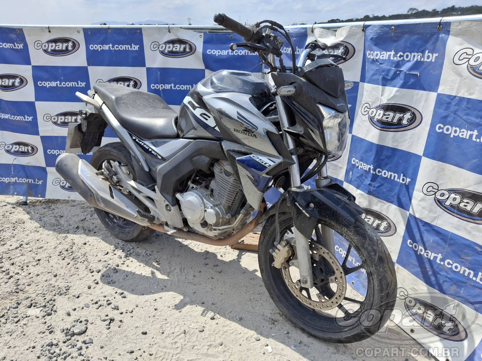 Veículo HONDA CB Honda CB 250 F Twister CBS 2019 Pequena Monta 2019 em leilão