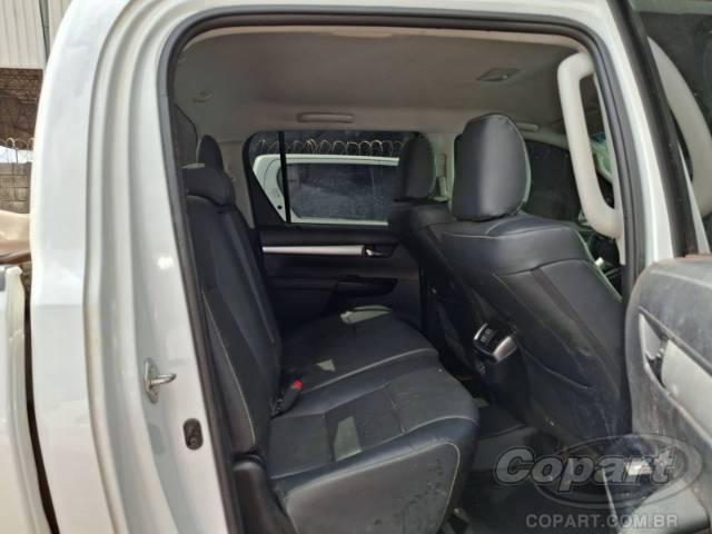 2025 TOYOTA HILUX CD 