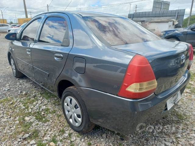 2015 TOYOTA ETIOS SEDA 