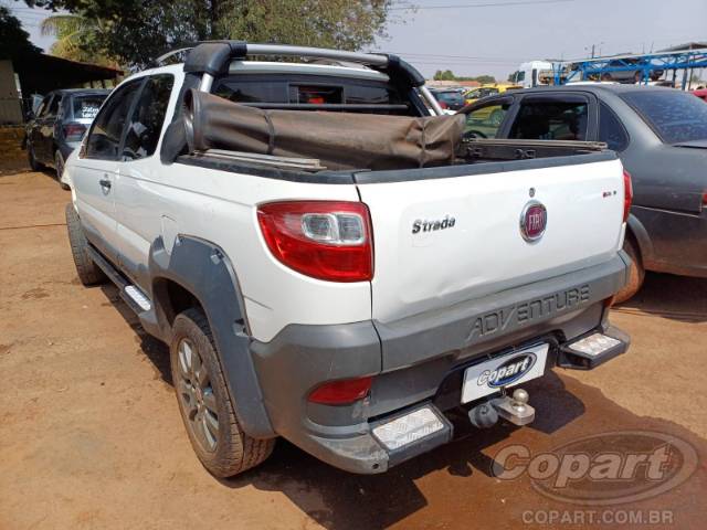 2016 FIAT STRADA CD 