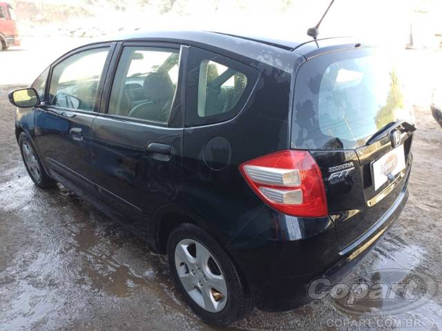 2010 HONDA FIT 
