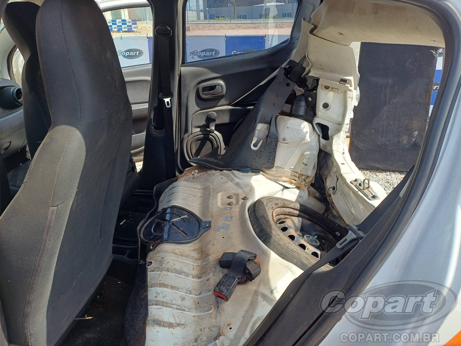 Foto 6 de 11: 2023 FIAT MOBI