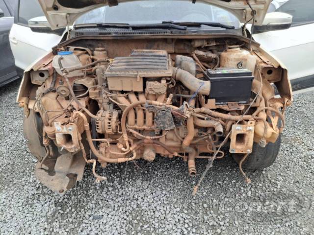 2016 VOLKSWAGEN SAVEIRO CD 