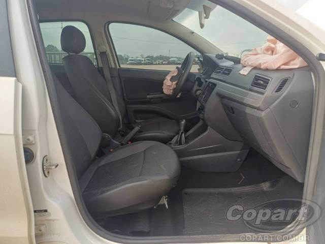 2021 VOLKSWAGEN VOYAGE 