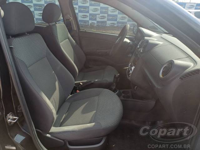 2011 VOLKSWAGEN GOL 