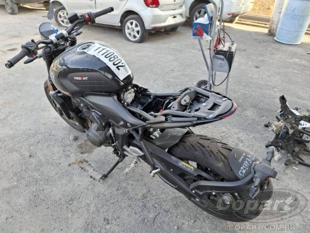 2025 TRIUMPH TRIDENT 