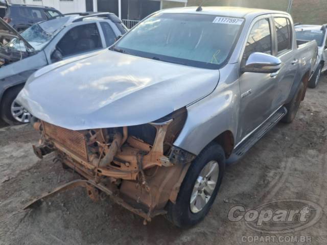 2017 TOYOTA HILUX CD 