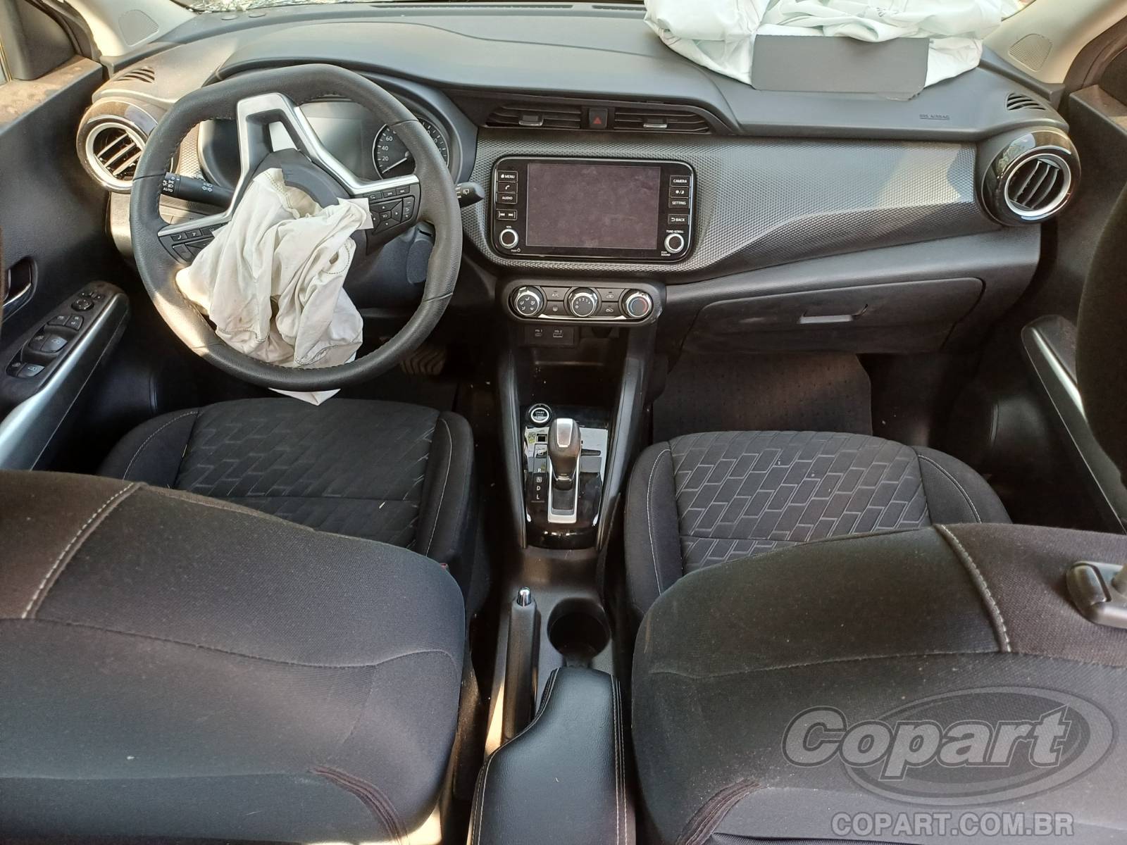 Foto 9 de 10: 2024 NISSAN KICKS